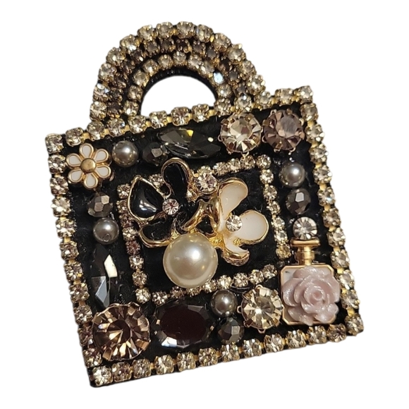 Jewelry - Artsian Crafted Handbag Brooch
